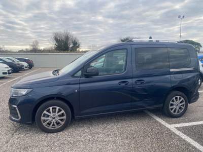 Ford Tourneo Connect EcoBlue 122 CV Titanium Blu/Azzurro usata Fiumicino