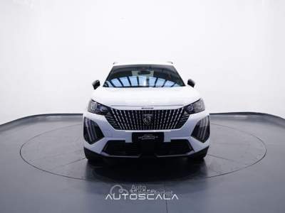 Peugeot 2008 1.2 PureTech 100cv S&S Allure #VisionPack Bianco usata Pozzuoli