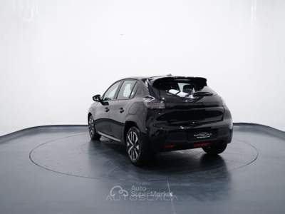 Peugeot 208 1.2 Hybrid 110cv e-DCS6 Style Nero usata Pozzuoli