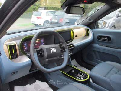 Fiat Grande Panda 1.2 Hybrid 110Cv S&S La Prima Camera/CarPlay Nero usata Mogliano Veneto