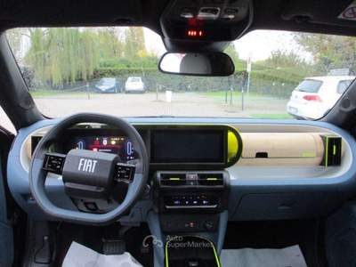 Fiat Grande Panda 1.2 Hybrid 110Cv S&S La Prima Camera/CarPlay Nero usata Mogliano Veneto
