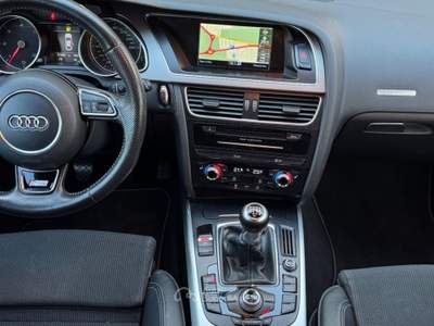 Audi A5 SPB 2.0 TDI S-LINE Sline Esterno e Interno Nero usata Crocetta del Montello