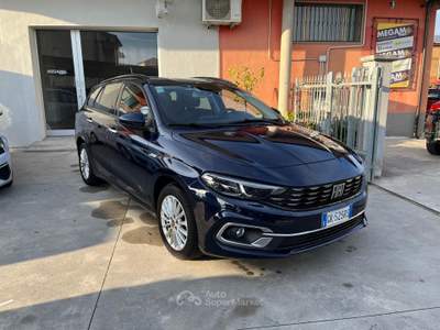 Fiat Tipo Tipo SW 1.6 Mjt Life 13 cv Blu/Azzurro usata Sassano