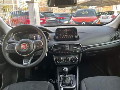 Fiat Tipo Tipo SW 1.6 Mjt Life 13 cv Blu/Azzurro usata Sassano