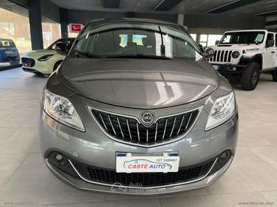 Lancia Ypsilon Ypsilon 1.2 69 CV 5p. GPL Ecochic Silver 5 POSTI Grigio usata Marzabotto