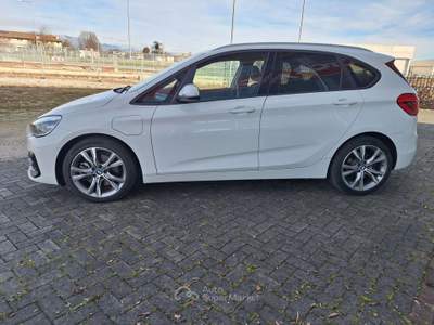 BMW Serie 2 235xi Serie2 Active Tourer 225xe 136cv iPerformance auto Bianco usata Altivole