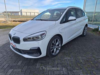 BMW Serie 2 235xi Serie2 Active Tourer 225xe 136cv iPerformance auto Bianco usata Altivole