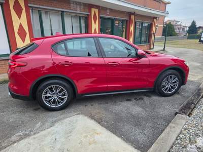 Alfa Romeo Stelvio EX AZIENDALE Rosso usata Leini