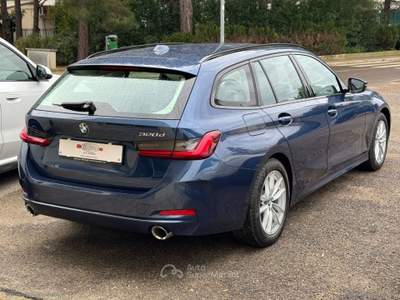 BMW Serie 3 320d 320d 48V Touring Blu/Azzurro usata Bernalda