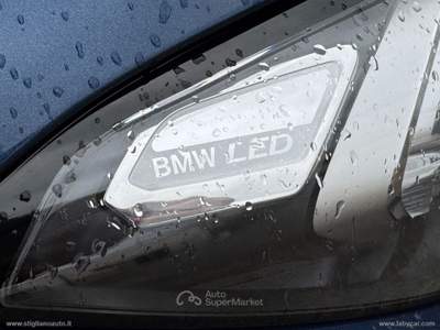 BMW Serie 3 320d 320d 48V Touring Blu/Azzurro usata Bernalda