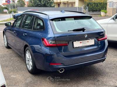 BMW Serie 3 320d 320d 48V Touring Blu/Azzurro usata Bernalda