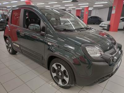 Fiat Panda 1.0 70cv Hybrid Pandina Cross + Car Play "SUPER PROMO" Verde usata LEGNANO