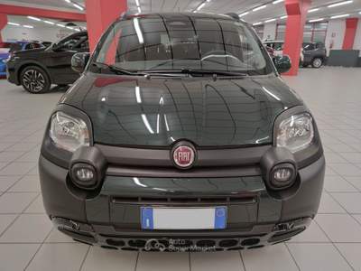 Fiat Panda 1.0 70cv Hybrid Pandina Cross + Car Play "SUPER PROMO" Verde usata LEGNANO