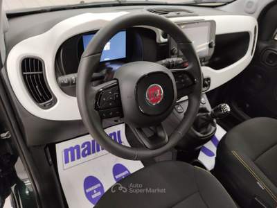 Fiat Panda 1.0 70cv Hybrid Pandina Cross + Car Play "SUPER PROMO" Verde usata LEGNANO