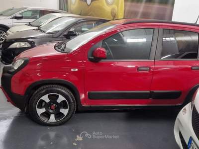 Fiat Panda 1.0 70cv hybrid cross Rosso usata Fisciano