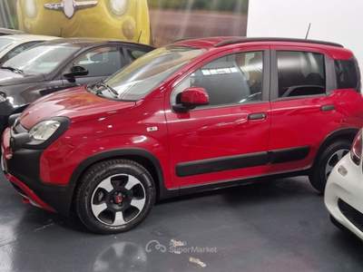 Fiat Panda 1.0 70cv hybrid cross Rosso usata Fisciano