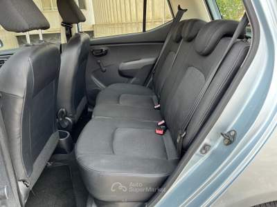 Hyundai i10  Argento usata Gravina in Puglia