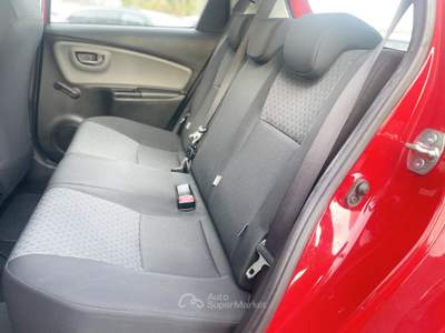 Toyota Yaris Benzina 69CV E6 Neo - 2015 Rosso usata Roma