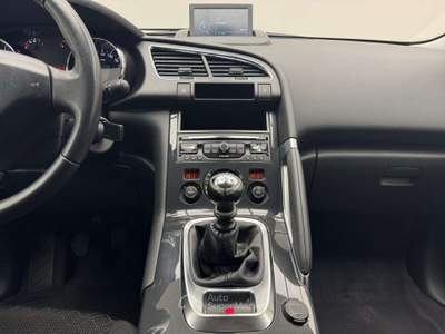 Peugeot 3008 3008 1.6 Hdi 115cv Active Argento usata Cassola