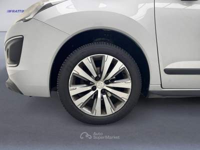 Peugeot 3008 3008 1.6 Hdi 115cv Active Argento usata Cassola