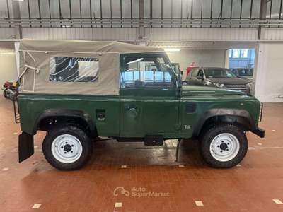 Land Rover Defender 90 2.5 td Soft Top Verde usata Cremona