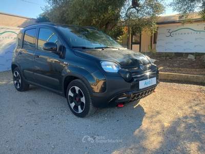 Fiat Panda Cross 1.0 FireFly 70CV Hybrid Nero usata Monopoli