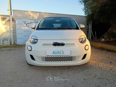 Fiat 500 500e Cabrio 42 kWh Icon Bianco usata Monopoli