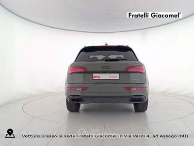Audi Q5 40 2.0 tdi mhev 12v identity black quattro s-tronic Verde usata Assago