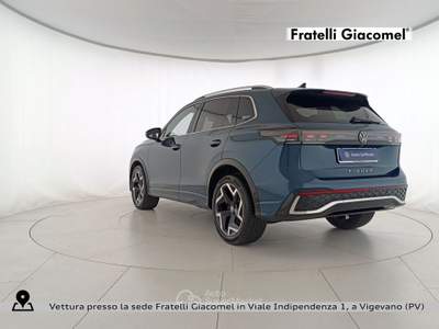 Volkswagen Tiguan 2.0 tdi r-line 150cv dsg Blu/Azzurro usata Assago