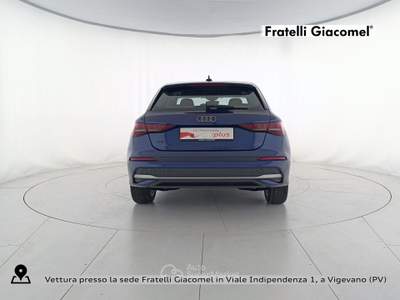 Audi A3 sportback 35 2.0 tdi s-tronic Blu/Azzurro usata Vigevano