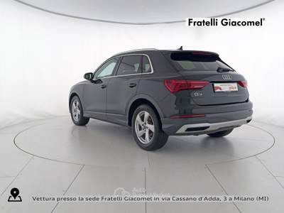 Audi Q3 35 2.0 tdi business advanced s-tronic Nero usata Milano