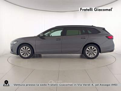 Skoda Superb wagon 2.0 tdi selection 150cv dsg Grigio usata Assago
