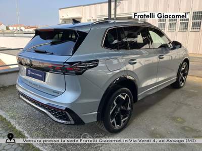 Volkswagen Tiguan 2.0 tdi r-line 4motion 193cv dsg Argento usata Assago