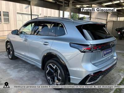 Volkswagen Tiguan 2.0 tdi r-line 4motion 193cv dsg Argento usata Assago