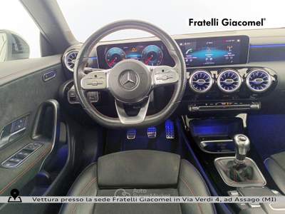 Mercedes-Benz CLA shooting brake 200 premium Bianco usata Assago