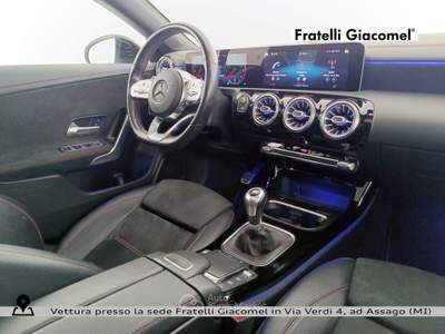 Mercedes-Benz CLA shooting brake 200 premium Bianco usata Assago