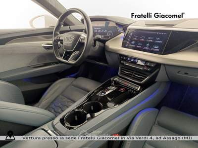 Audi e-tron quattro Bianco usata Assago
