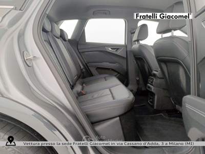 Audi Q4 40 business advanced Grigio usata Assago