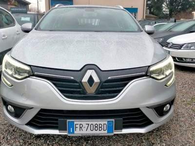 Renault Mégane Sporter dCi Business 6B Argento usata Corbetta