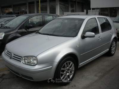 Volkswagen Golf 130cv highline ''STORICA'' Argento usata Frosinone