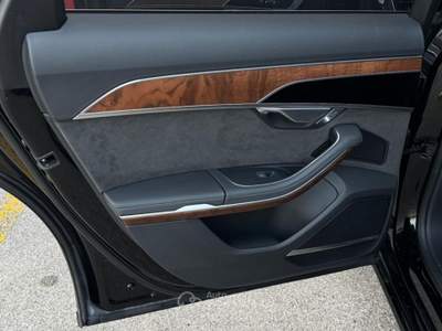 Audi A8 55 TFSI 3.0 quattro tiptronic TETTUCCIO Nero usata Crocetta del Montello