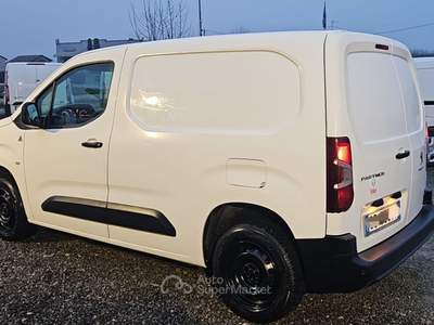 Peugeot Partner FURGONE IN OTTIME CONDIZIONI usata Santa Giuletta
