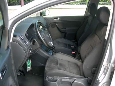 Volkswagen Golf VOLKSWAGEN Golf 6 Plus 2,0 TDI 140 CV DPF Highline Argento usata Campobasso