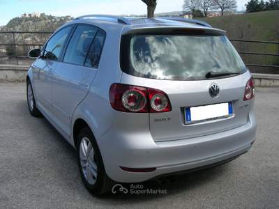 Volkswagen Golf VOLKSWAGEN Golf 6 Plus 2,0 TDI 140 CV DPF Highline Argento usata Campobasso