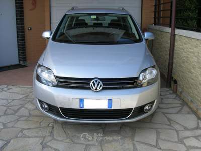 Volkswagen Golf VOLKSWAGEN Golf 6 Plus 2,0 TDI 140 CV DPF Highline Argento usata Campobasso