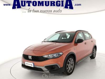 Fiat Tipo 1.3 Mjt 95 cv S&S 5p City Cross Arancione usata Barletta
