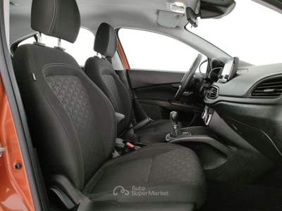 Fiat Tipo 1.3 Mjt 95 cv S&S 5p City Cross Arancione usata Barletta