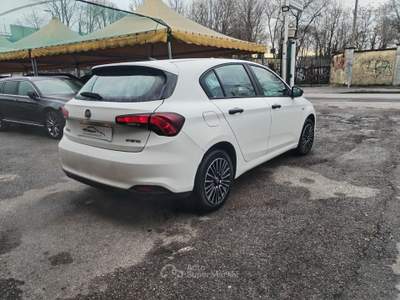 Fiat Tipo Tipo 5porte II  5p 1.5 t4 hybrid 130cv dct Bianco usata Milano
