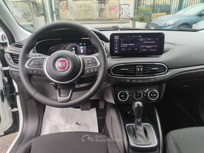 Fiat Tipo Tipo 5porte II  5p 1.5 t4 hybrid 130cv dct Bianco usata Milano