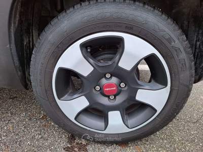 Fiat Panda Panda III 2016 1.0 hybrid City Cross s Giallo usata Pedrengo